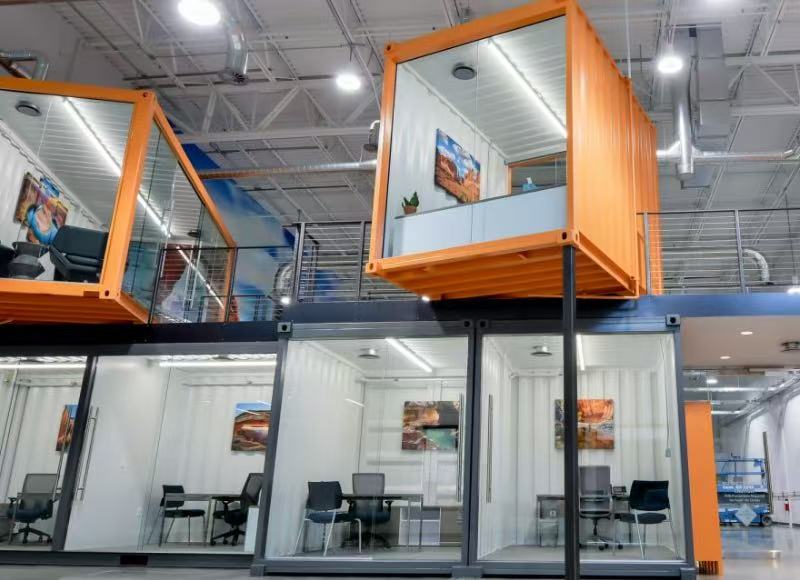 Container Office Park: la combinazione perfetta tra creatività e praticità